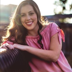 Meet your Posher, Rebekah